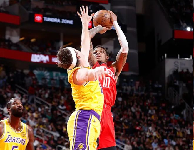 火箭末节崩盘湖人6连胜 球队排名再遭冲击