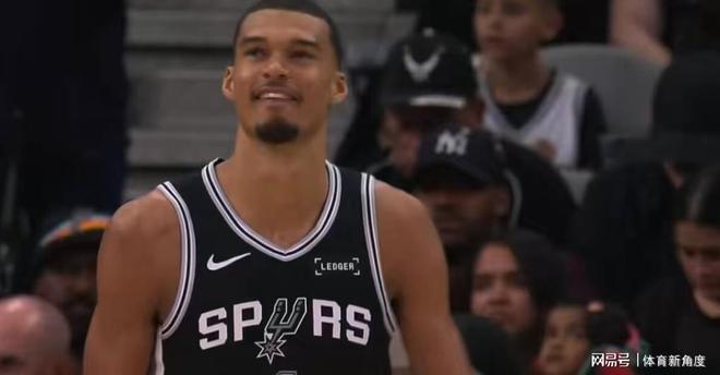 文班亚马逆袭登顶MVP榜首 雷霆焦虑引热议