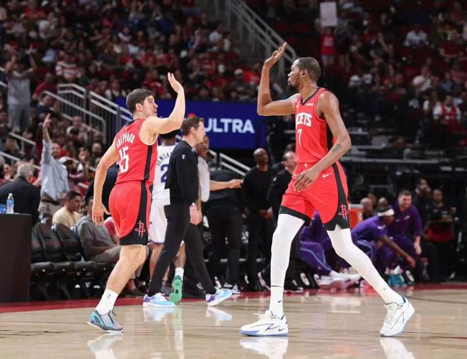 东契奇伤退影响季后赛格局 火箭稳居第五湖人面